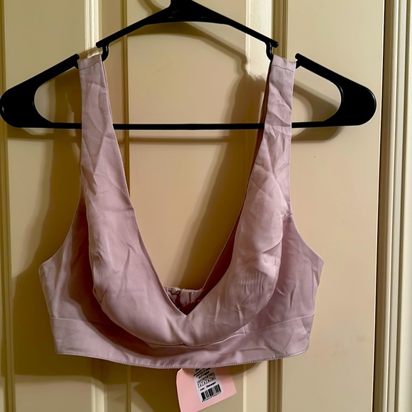 Satin crop top - Picture 1 of 3